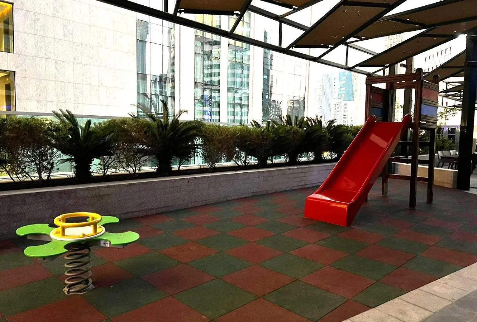 Downtown 1Br - 5 Minutes To Mall - Panoramic Pool Dubai Apartment